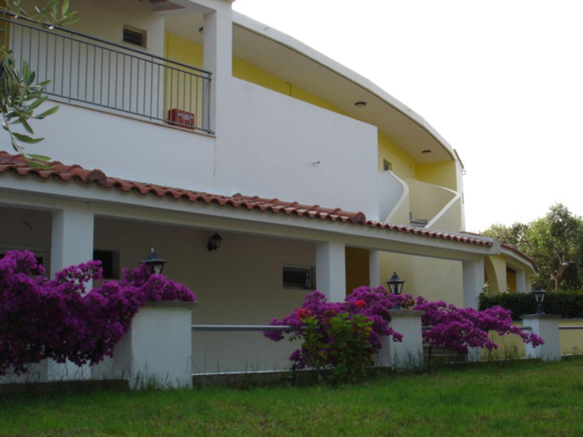 Ferouli Residence Riza  Luaran gambar